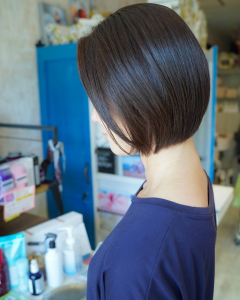 スタッフ「yu-ko」のヘアスタイル「髪質改善縮毛矯正×ボブ 」